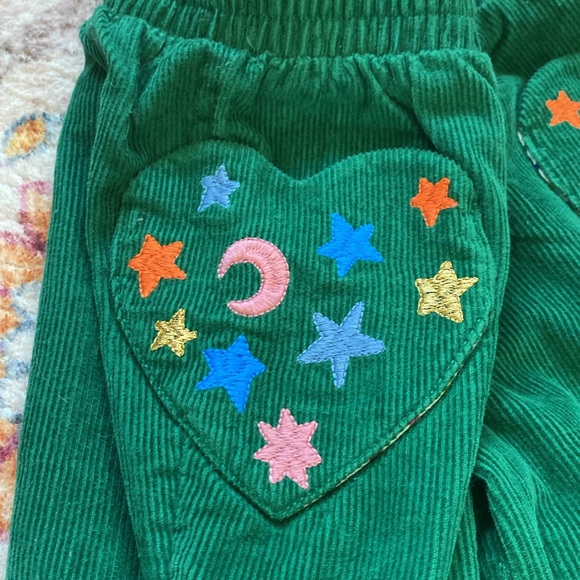 Mini Boden Green Corduroy Pants with Colorful Embroidery - Picture 2 of 5
